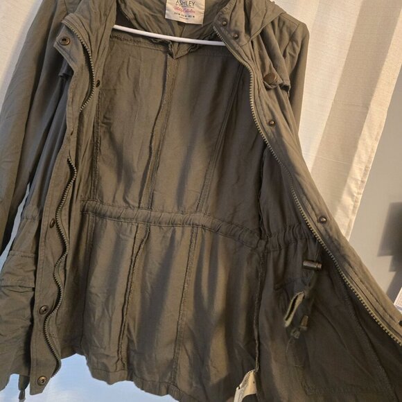 Utility Jacket by Ashley 26 international. Medium. Green. - Picture 5 of 6